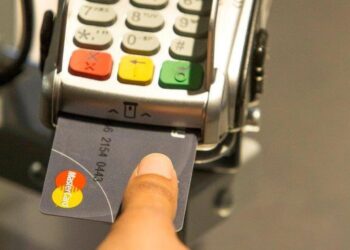 15005168762464 Rut Tien The Visa