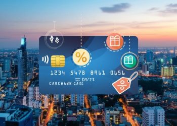 Đáo hạn thẻ tín dụng hoàn tiền TPHCM 2025.